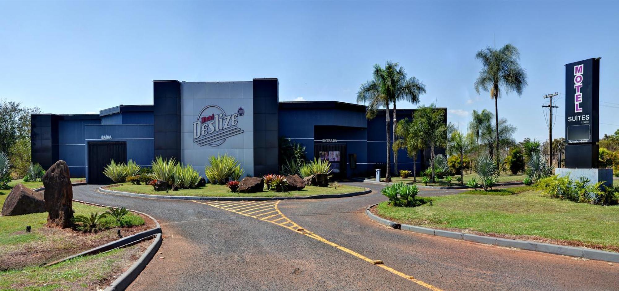 Deslize Motel 4 Uberlandia Exterior photo
